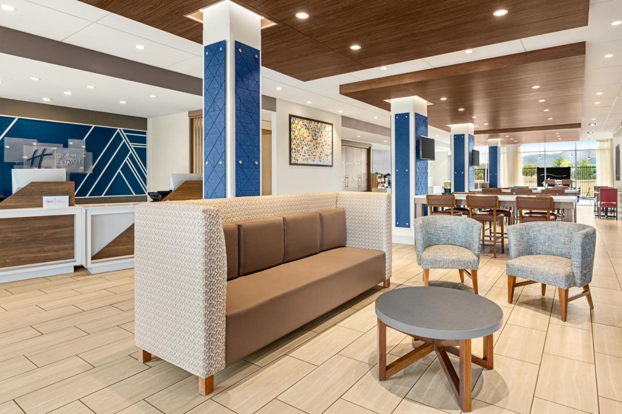 Holiday Inn Express & Suites - Ukiah By Ihg מראה חיצוני תמונה